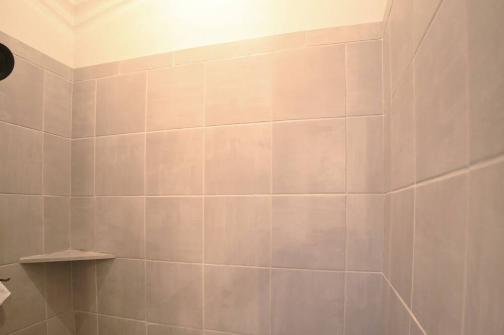 Photo of Bathroom in Jasper