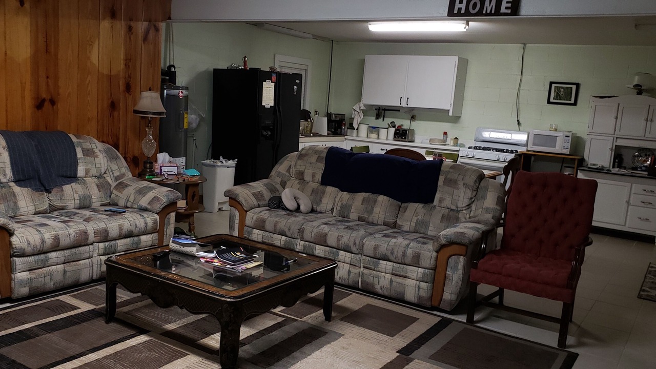 Photo of Livingroom in Tallassee
