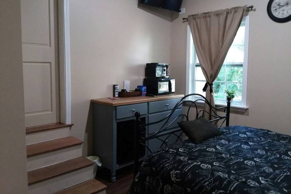 Photo of Bedroom in Magnolia Springs