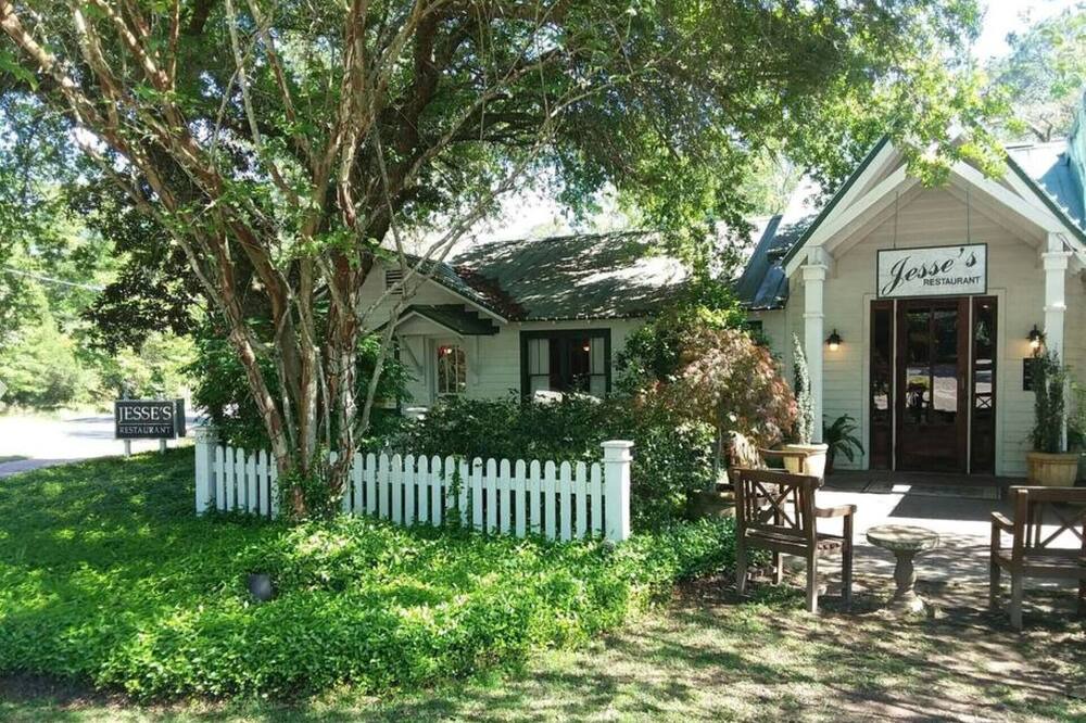 Photo of Outdoor in Magnolia Springs