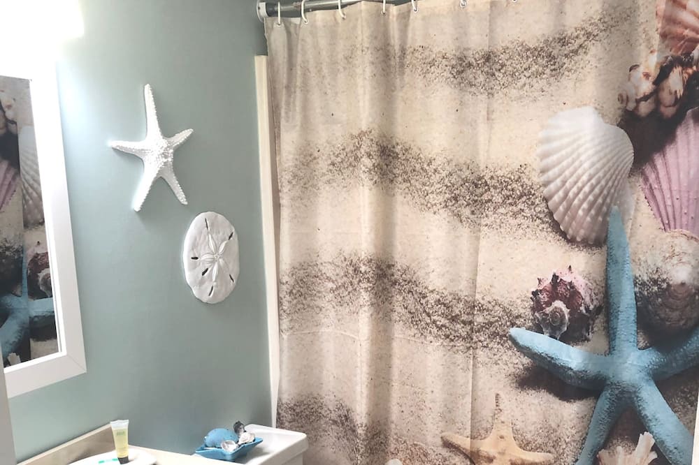 Photo of Bathroom in Gulf Shores