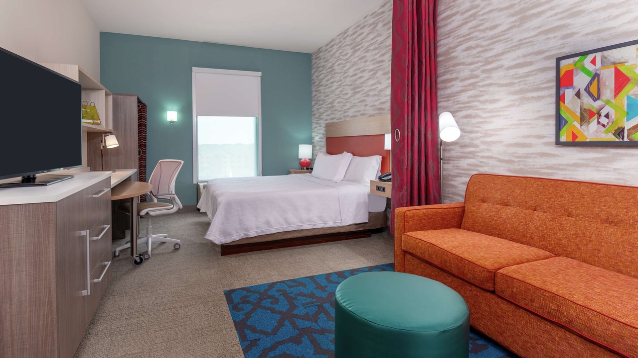 Photo of Bedroom in Florida Center