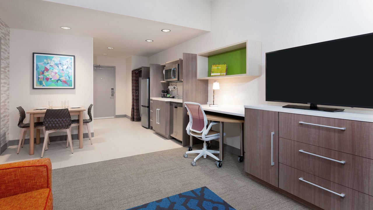 Photo of Bedroom in Florida Center