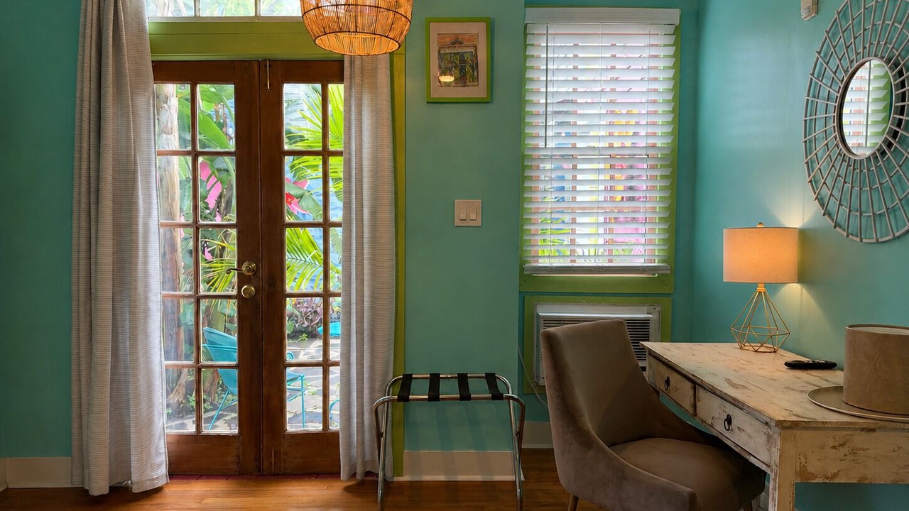 Photo of Bedroom in Lower Garden District