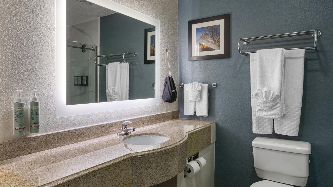 Photo of Bathroom in Waldo