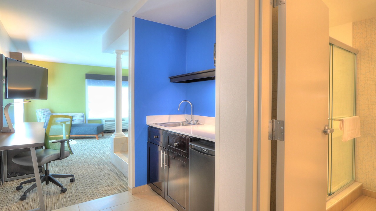 Photo of Bedroom in Saraland