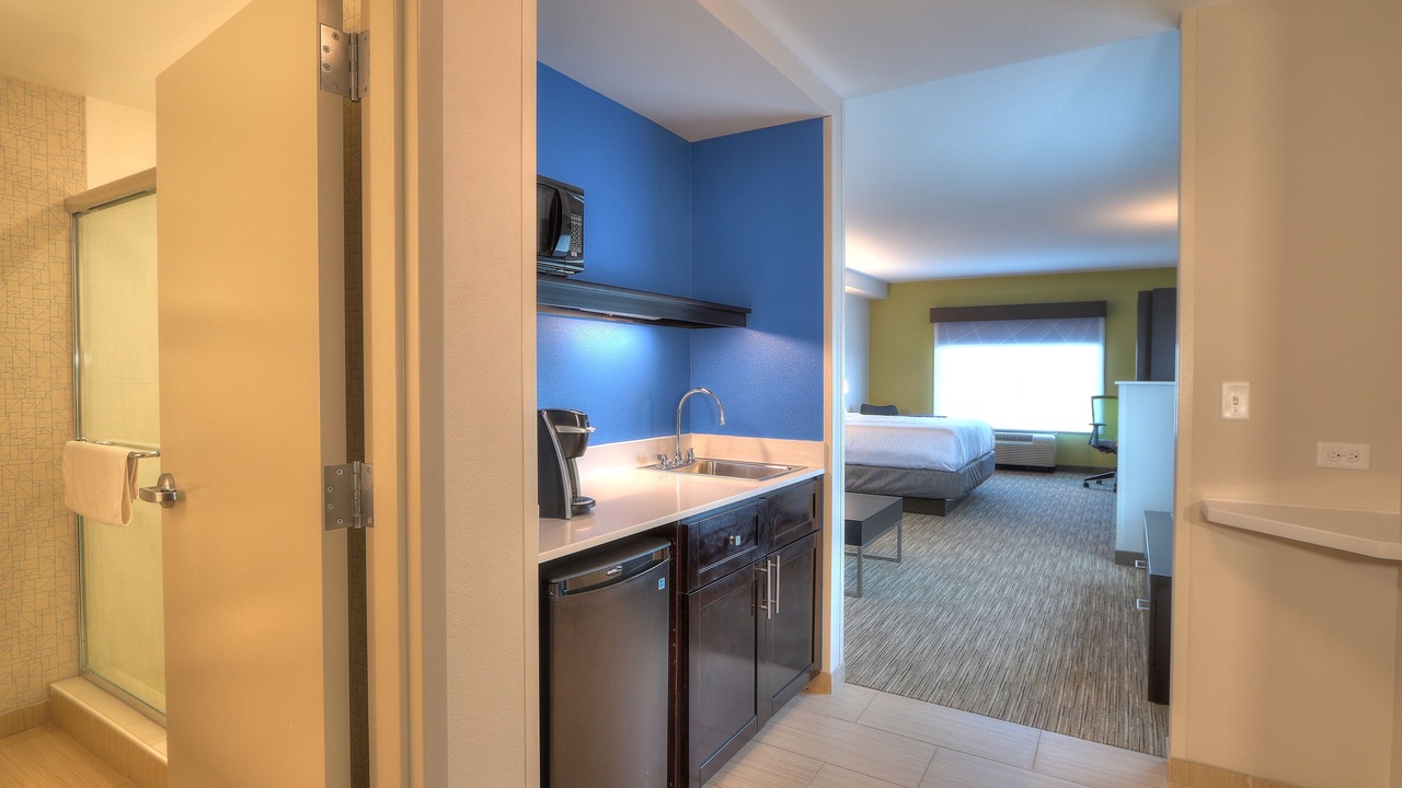 Photo of Bedroom in Saraland