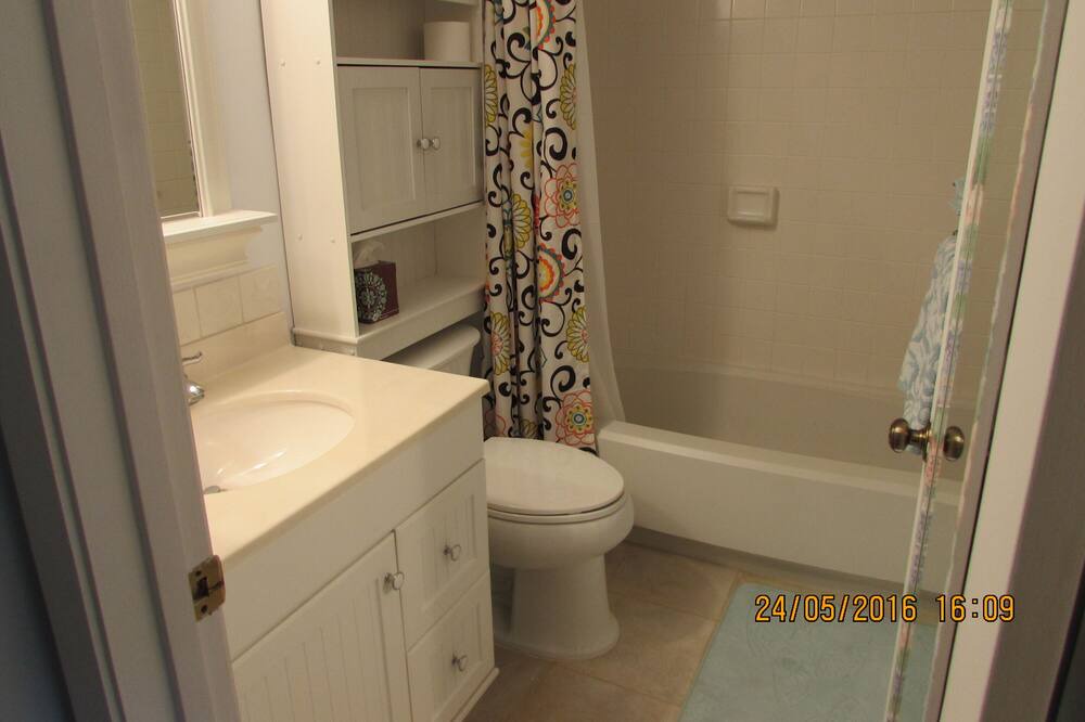 Photo of Bathroom in Saint Augustine Shores