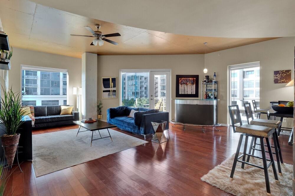 Photo of Livingroom in South Eola