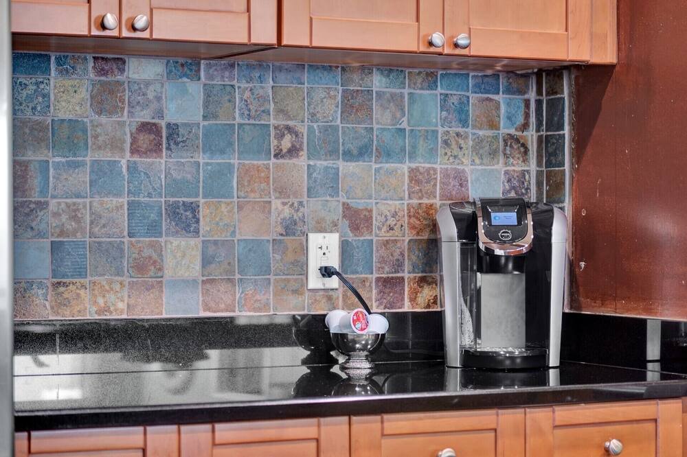 Photo of Kitchen in South Eola
