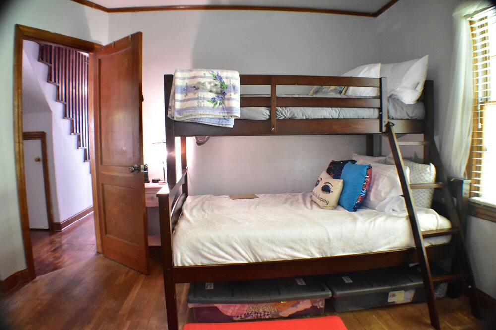 Photo of Bedroom in Decatur