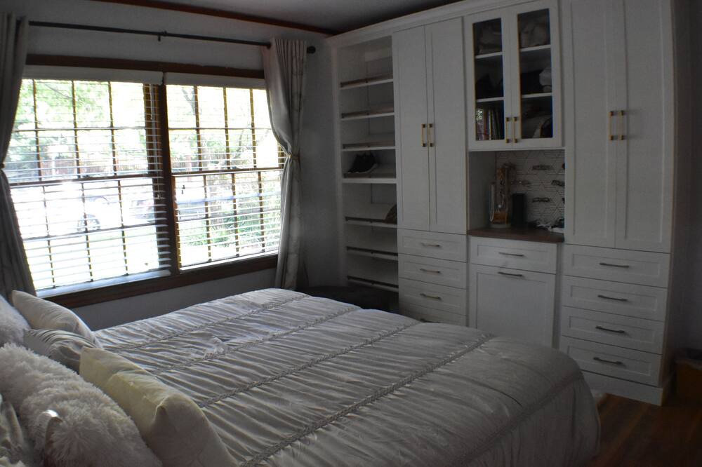 Photo of Bedroom in Decatur