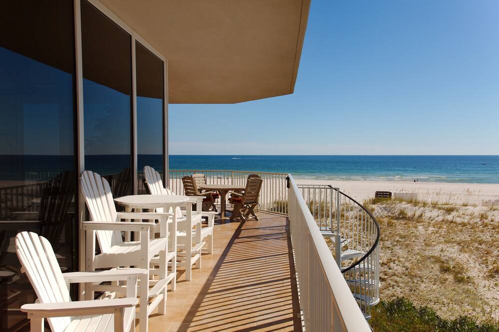 Photo of Patio Balcony in Ono Island