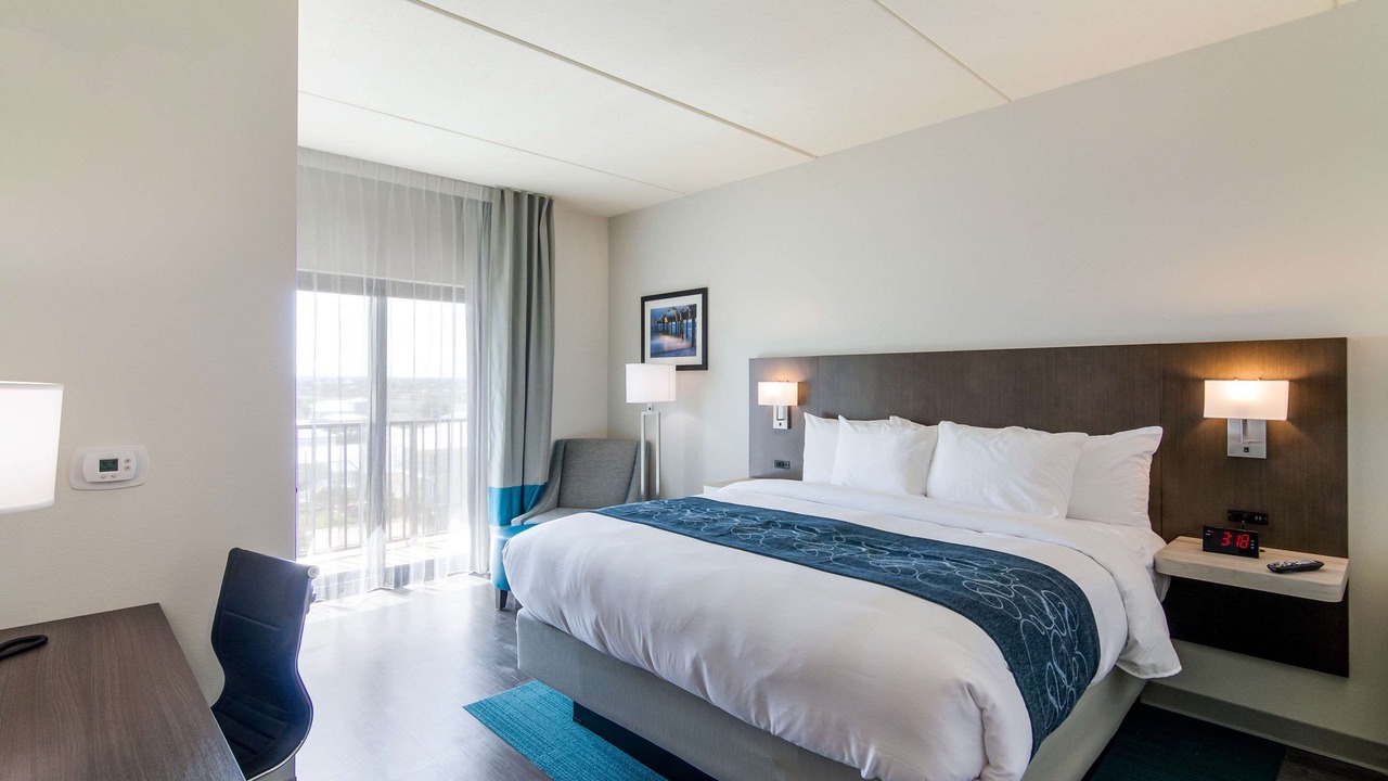 Photo of Bedroom in Gulf Shores