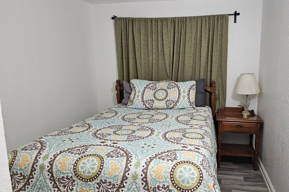 Photo of Bedroom in Crescent City