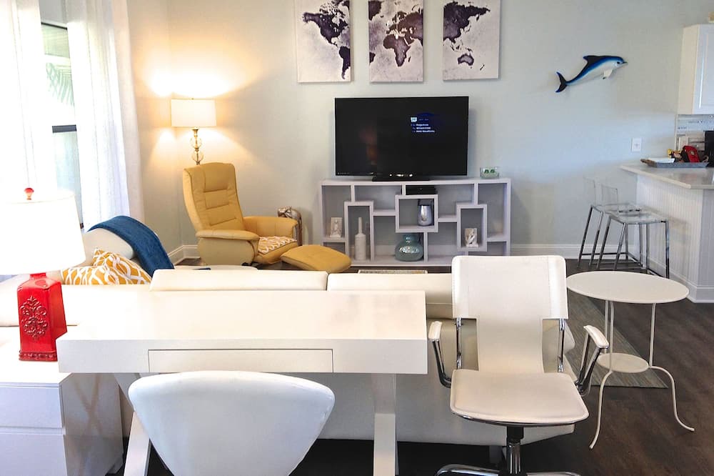 Photo of Bedroom in New Smyrna Beach