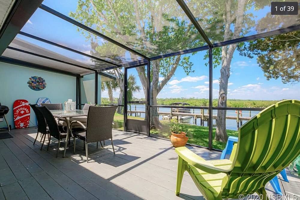 Photo of Patio Balcony in New Smyrna Beach