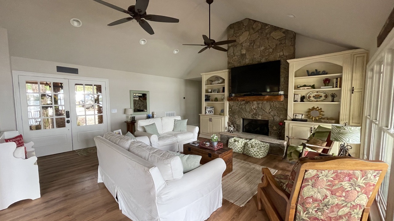 Photo of Livingroom in Pleasure Point