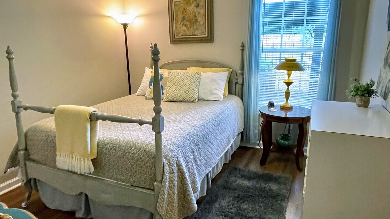 Photo of Bedroom in Tuscaloosa