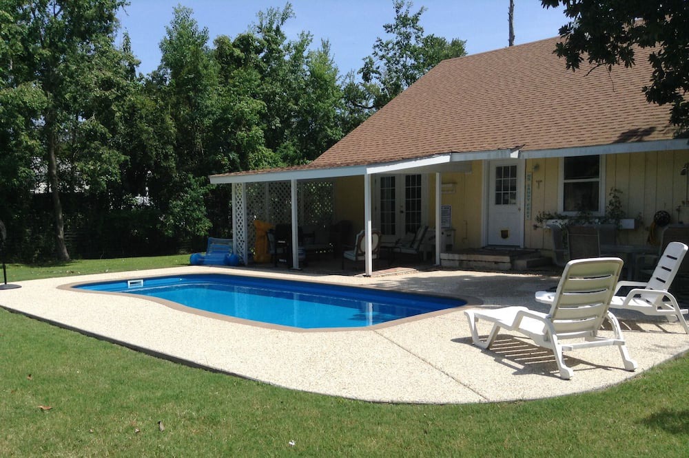 Photo of Outdoor in Waveland
