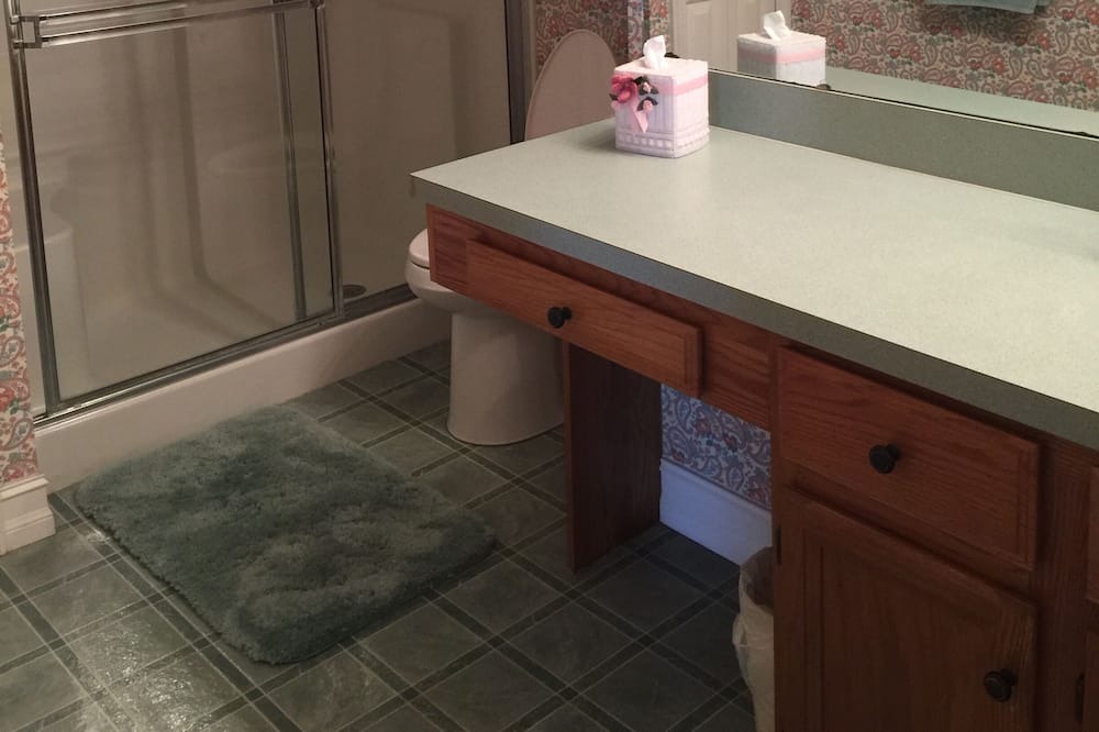 Photo of Bathroom in Mount Dora