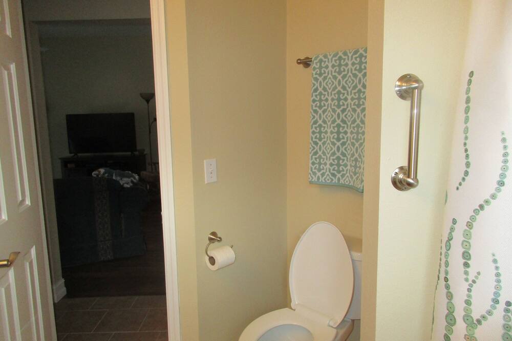 Photo of Bathroom in Mount Dora