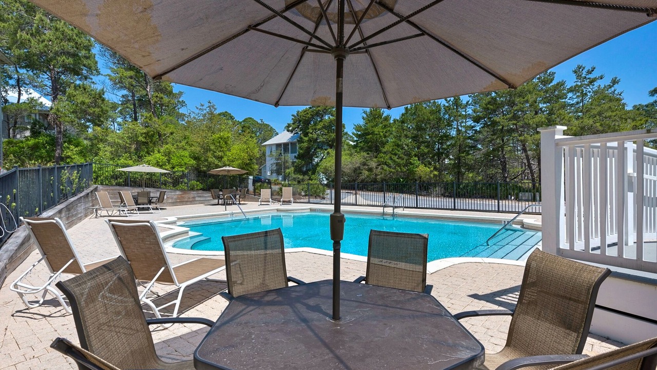 Photo of Outdoor in Lakeside at Blue Mountain Beach