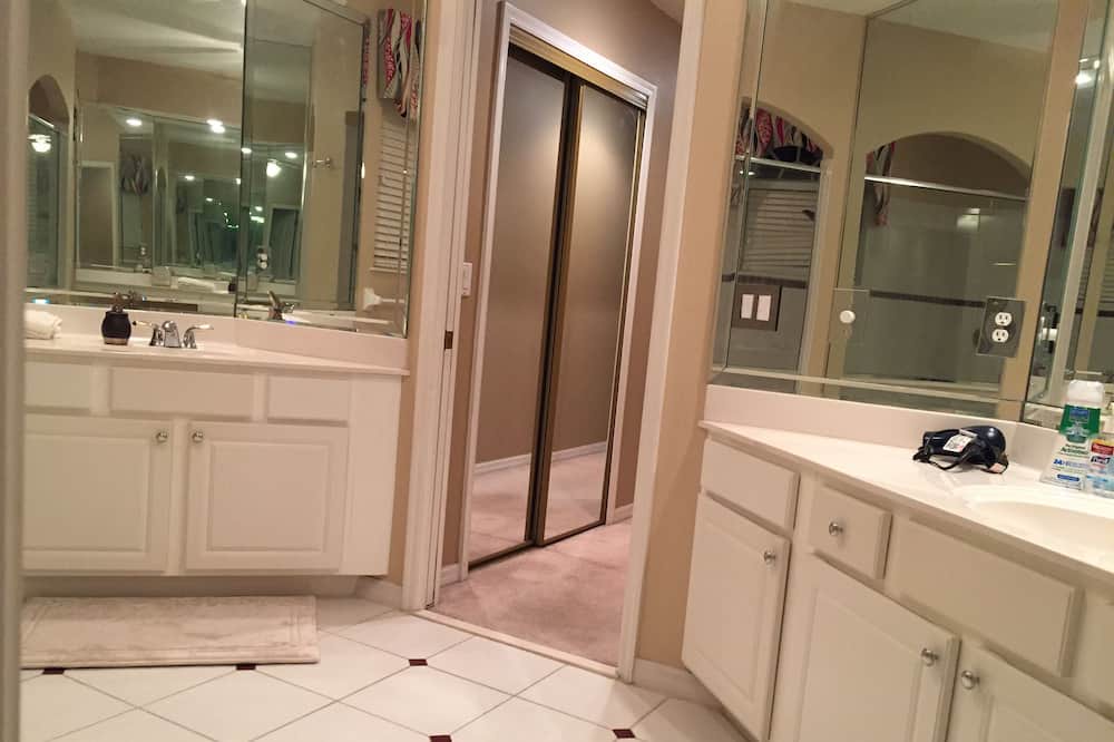 Photo of Bathroom in Orlando