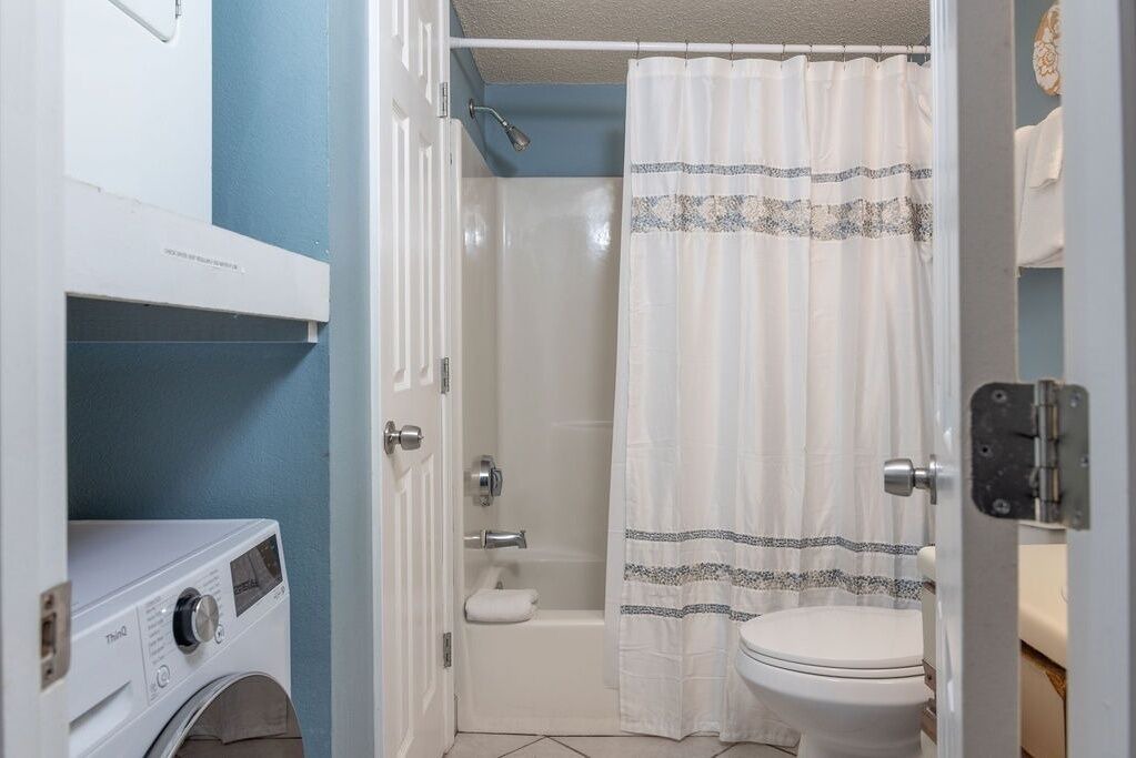 Photo of Bathroom in Gulf Shores