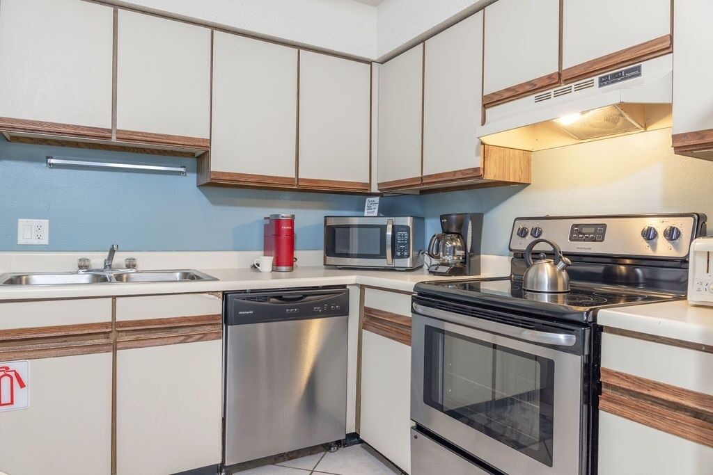 Photo of Kitchen in Gulf Shores