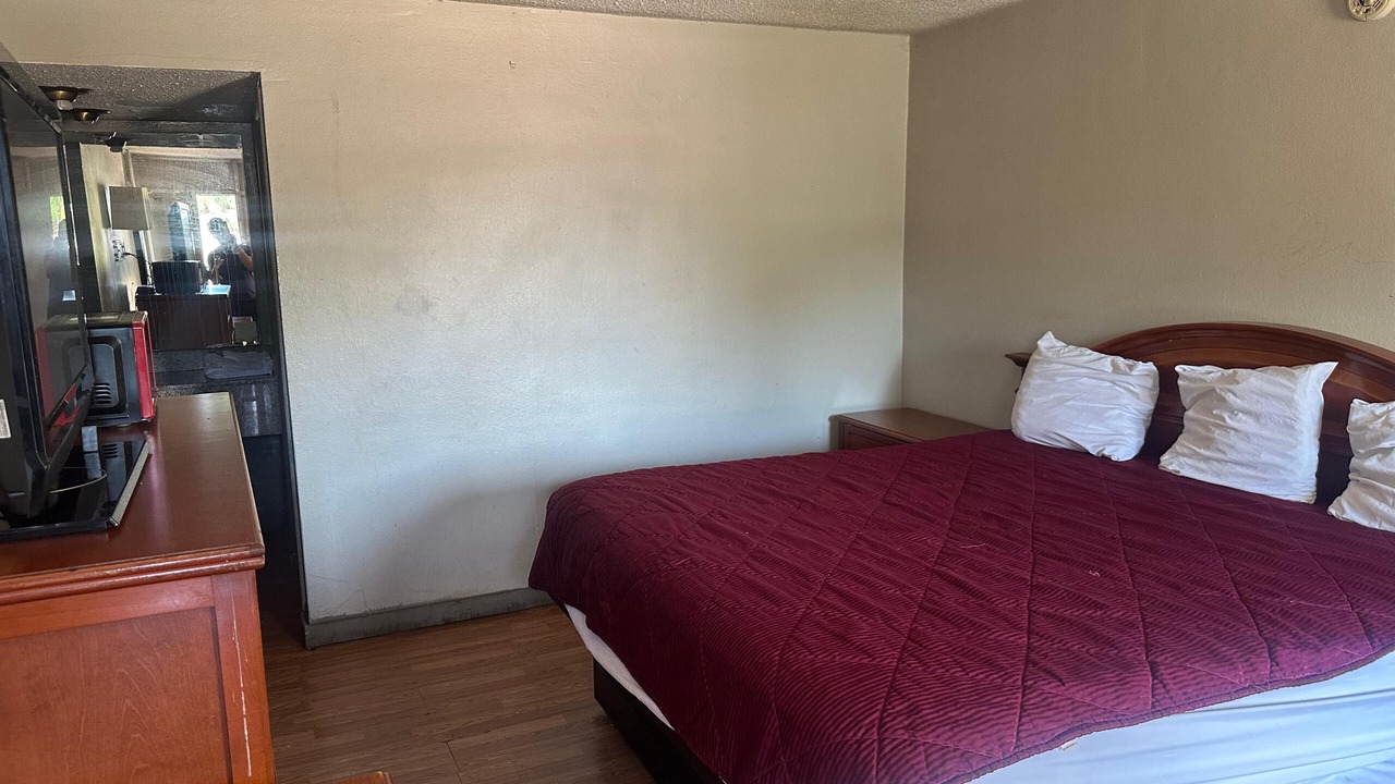 Photo of Bedroom in Albany
