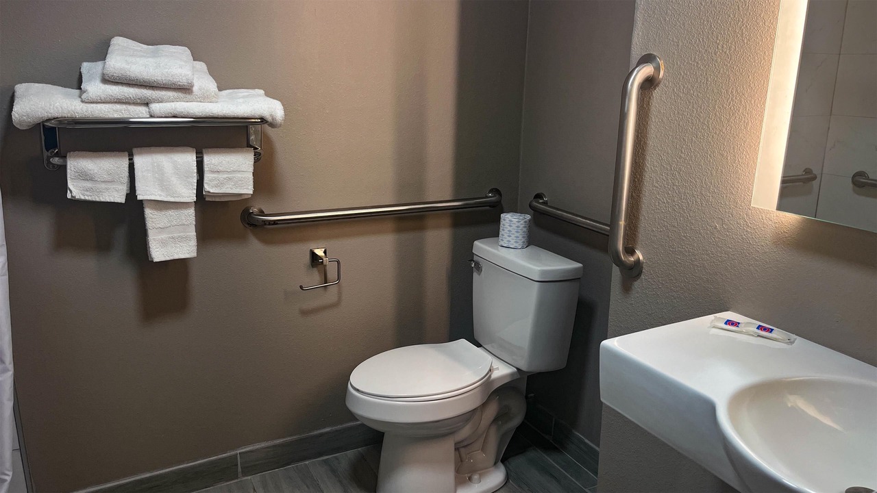 Photo of Bathroom in Lake City