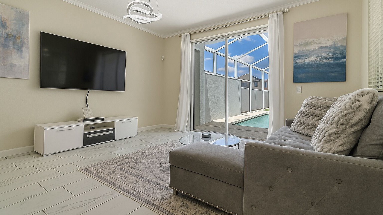 Photo of Livingroom in Four Corners