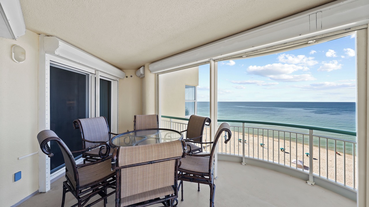 Photo of Patio Balcony in Ono Island