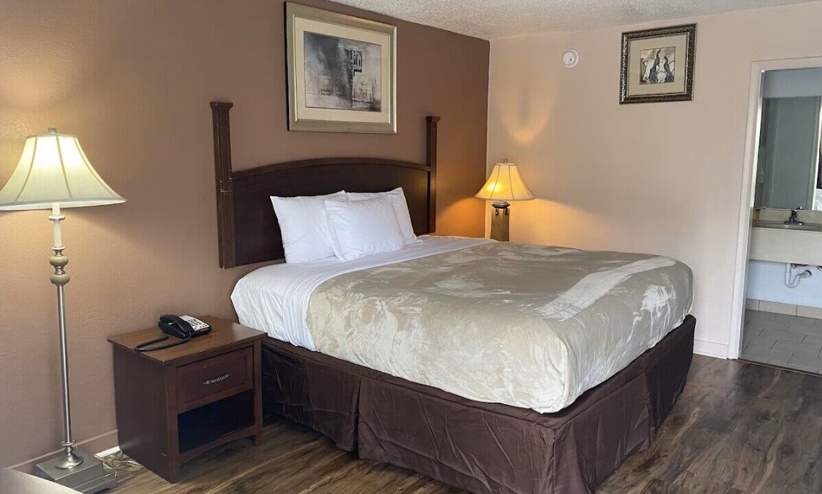 Photo of Bedroom in Montgomery
