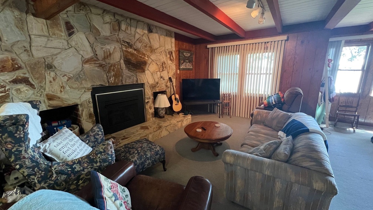 Photo of Livingroom in Pomona Park