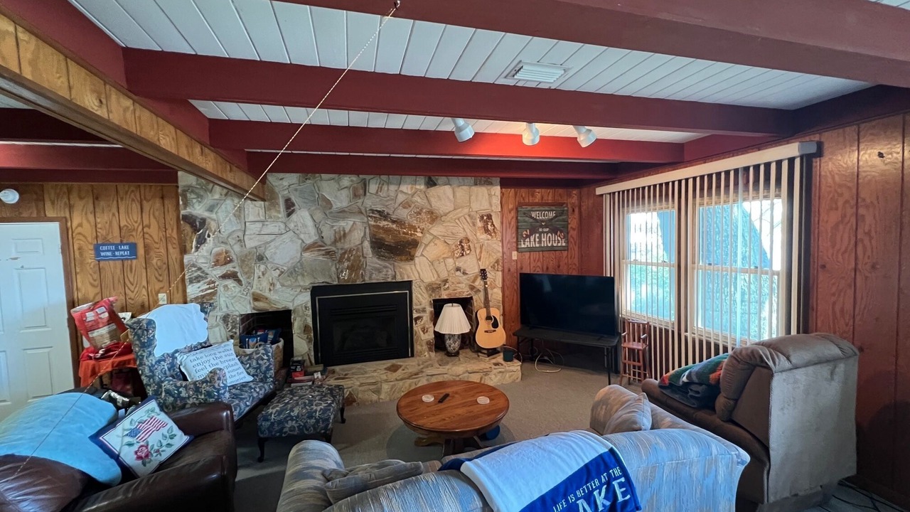 Photo of Livingroom in Pomona Park