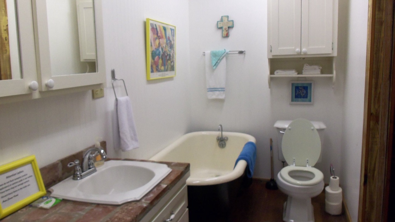 Photo of Bathroom in Yazoo City