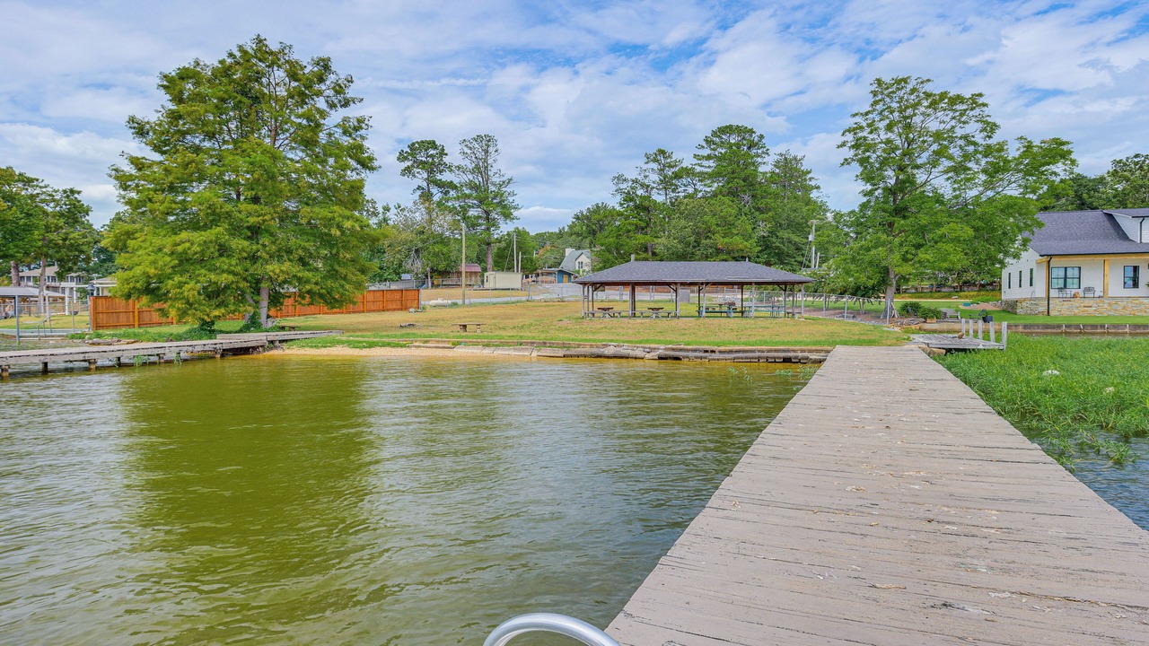 Photo of Outdoor in Titus