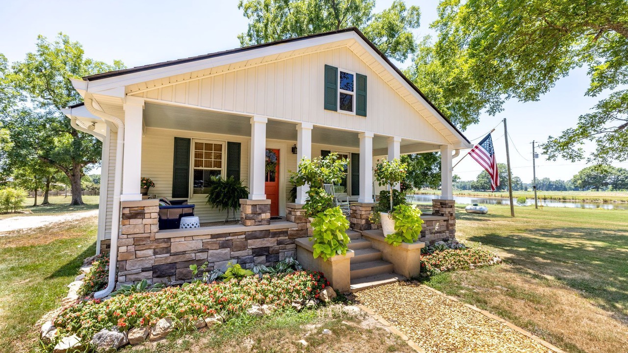 Photo of Outdoor in Barnesville