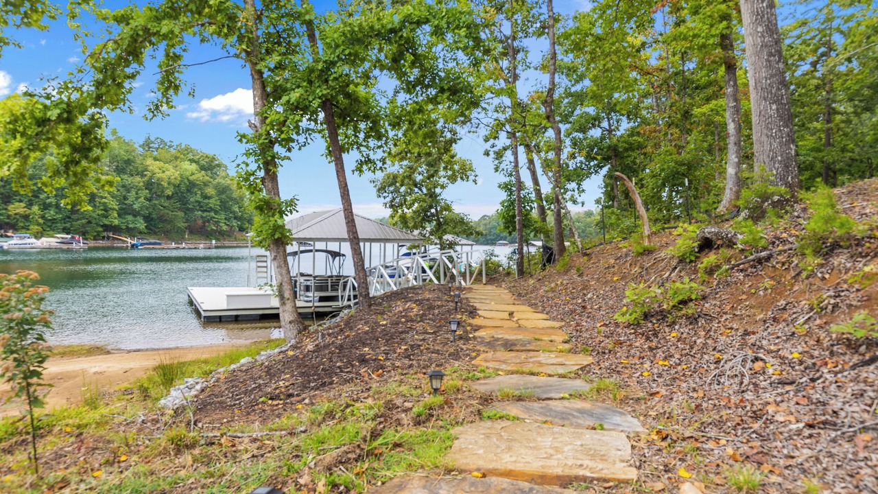Photo of Outdoor in Six Mile