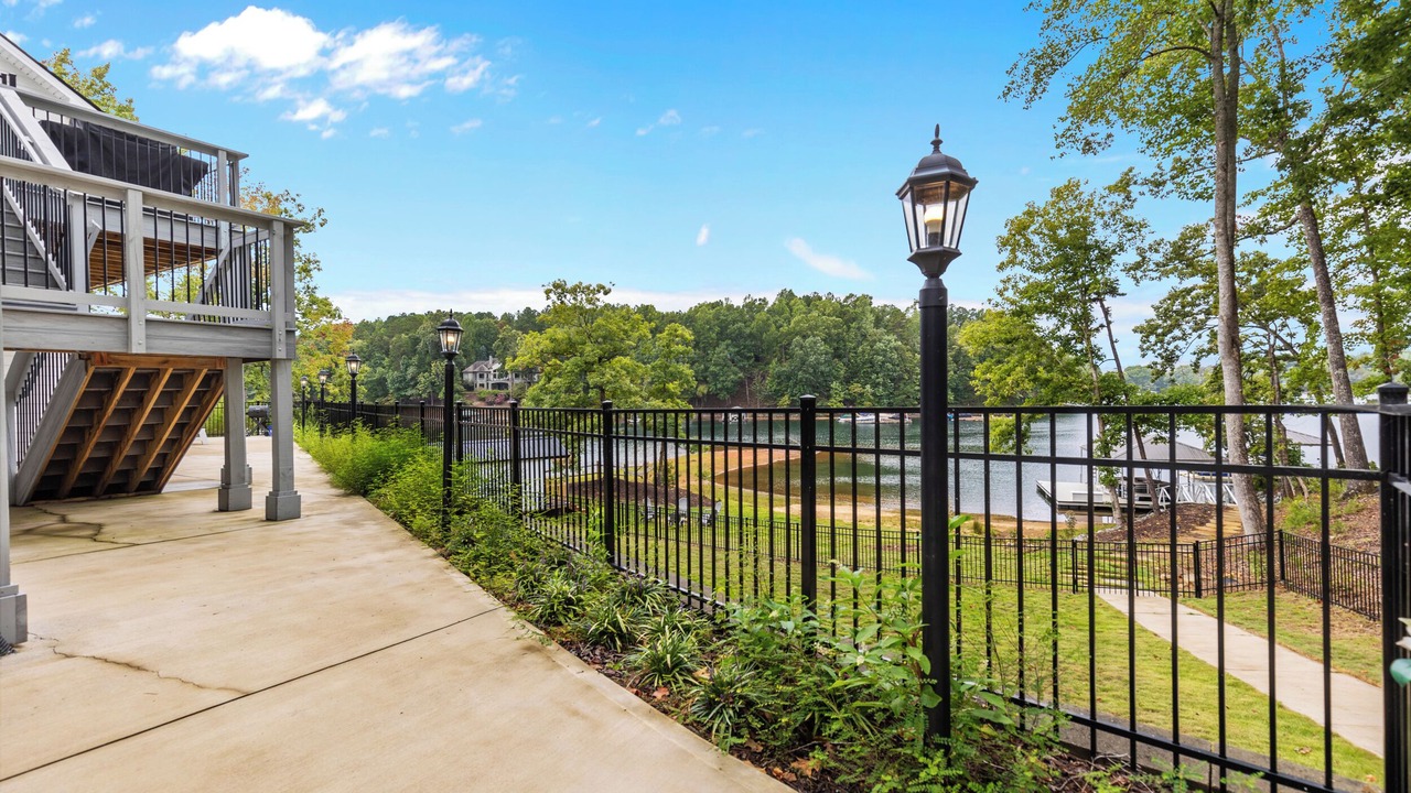 Photo of Outdoor in Six Mile