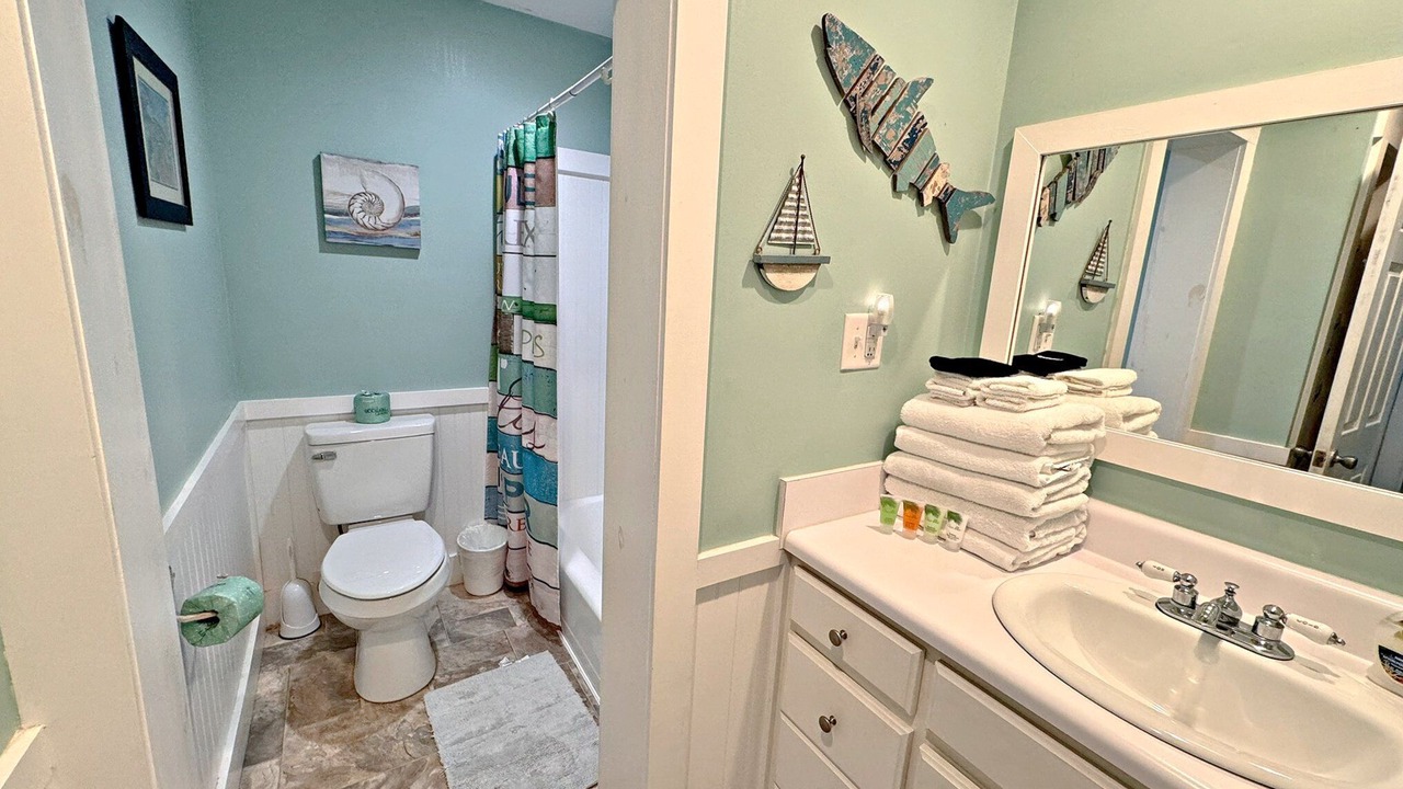 Photo of Bathroom in Oak
