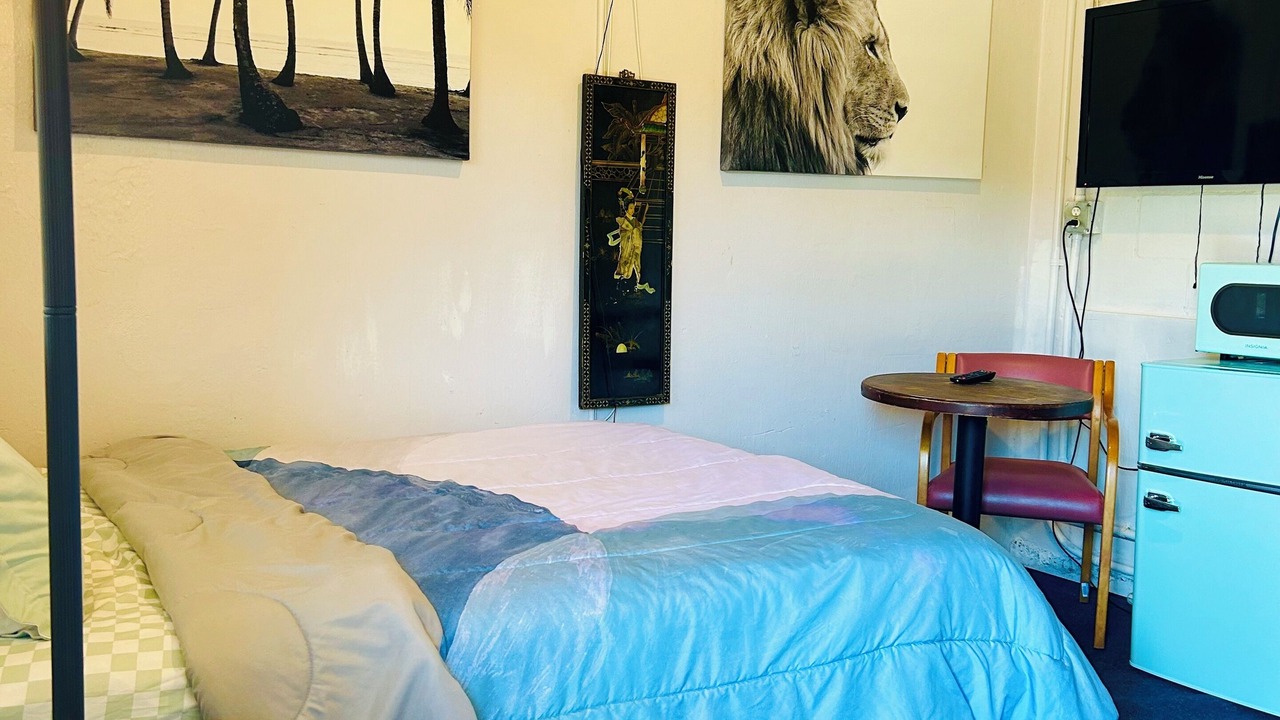 Photo of Bedroom in Adair Park
