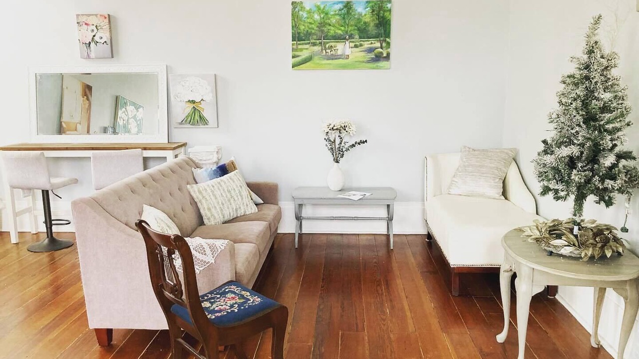 Photo of Livingroom in Cuthbert