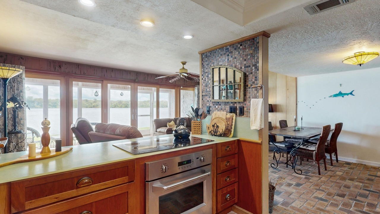 Photo of Kitchen in Welaka