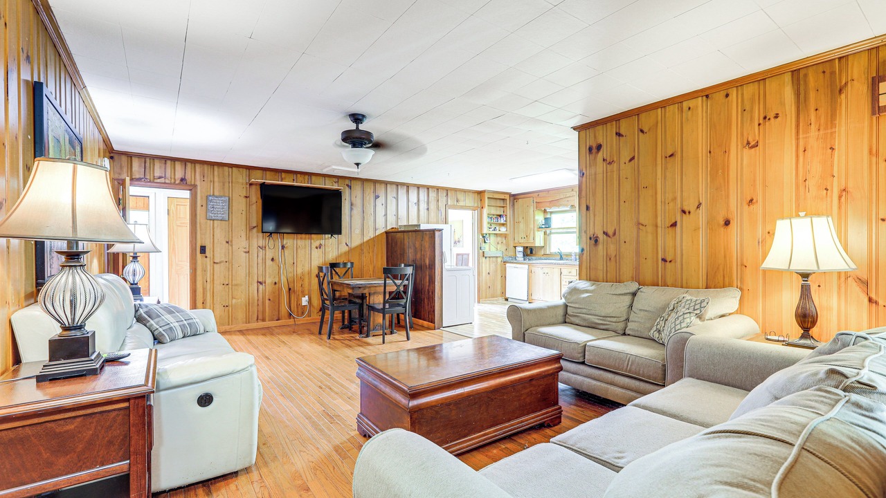 Photo of Livingroom in Woodland