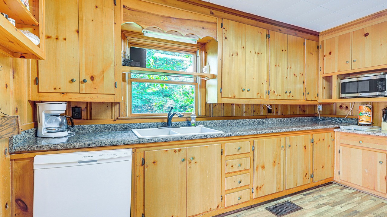 Photo of Kitchen in Woodland