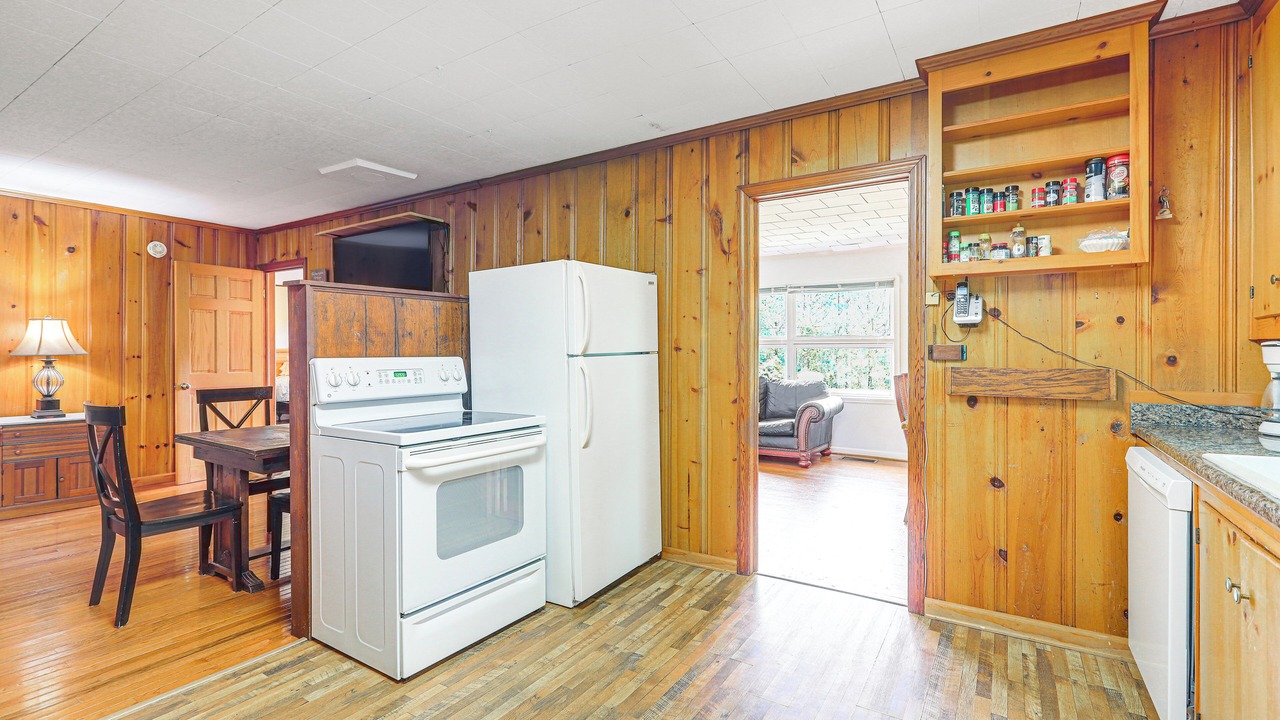 Photo of Kitchen in Woodland