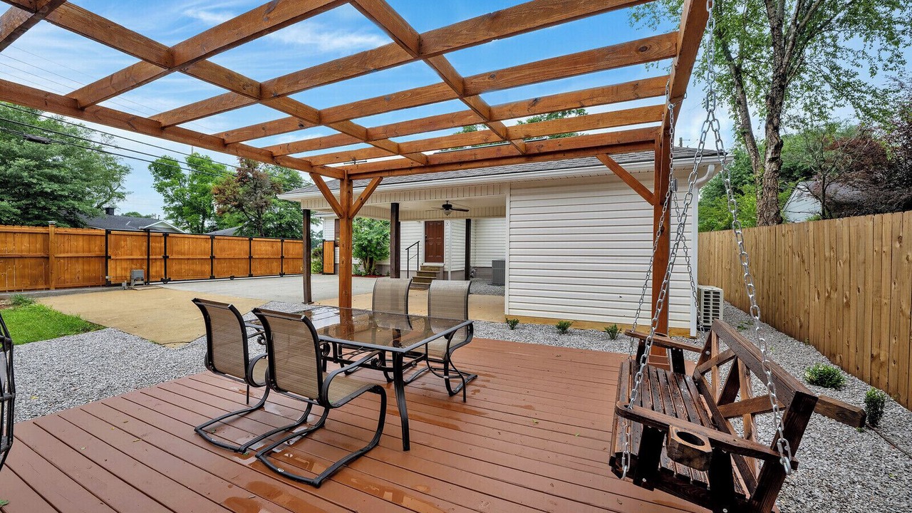 Photo of Patio Balcony in Tuscaloosa